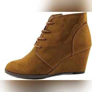Faux Suede Chestnut Brown Lace-up Booties - Size 7.5 - NIB
